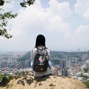 Meet your Posher, Joyce